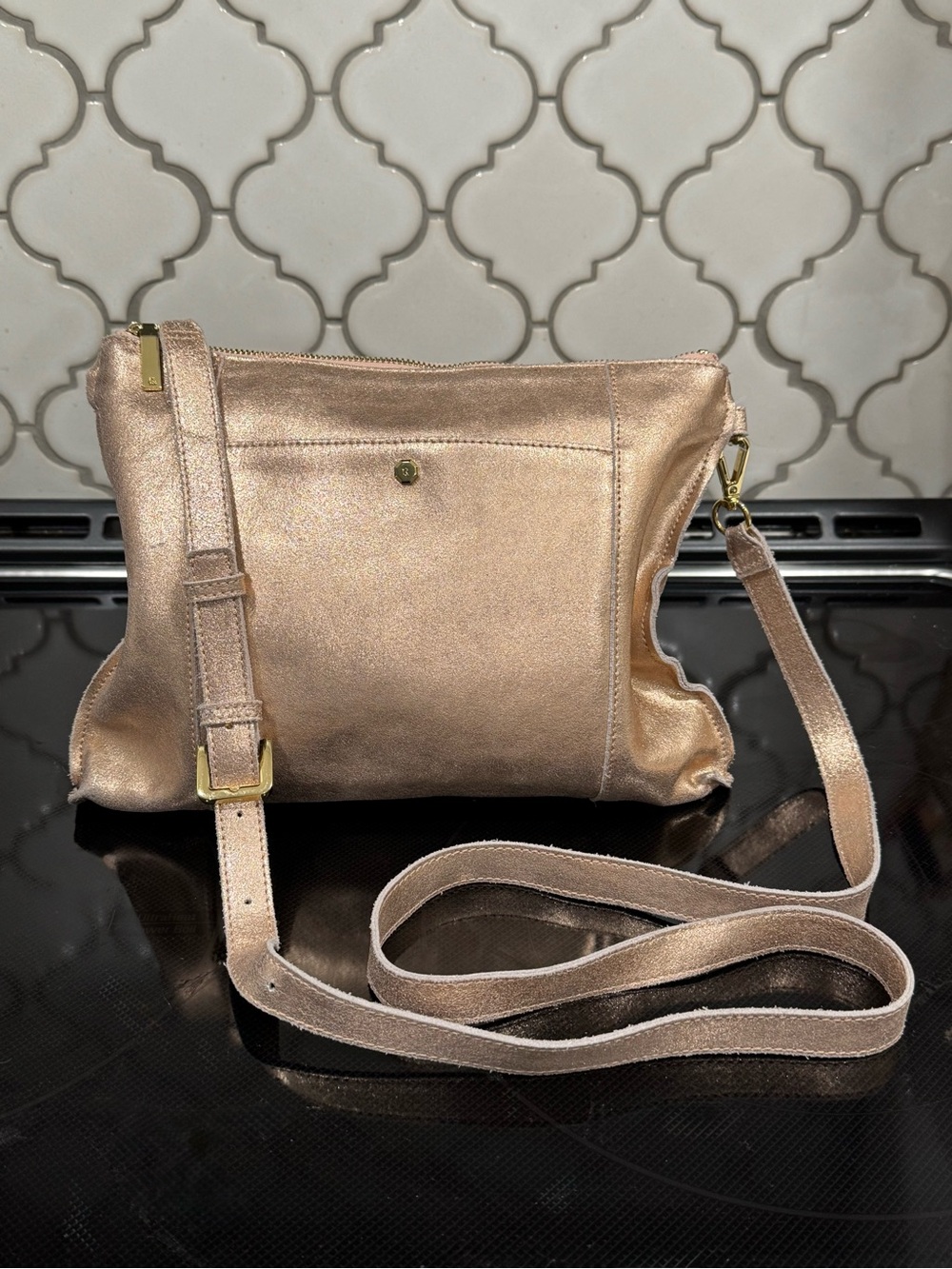 CILI Italy Genuine Leather Handbag – Rose Gold Metallic Shoulder Bag (10" x 12")